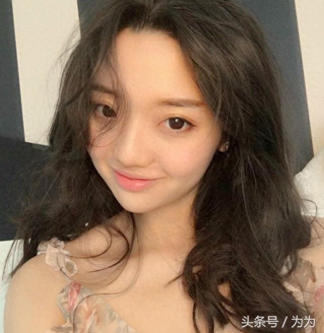 《快乐星球》冰柠檬22岁成大美女，神似阿拉蕾